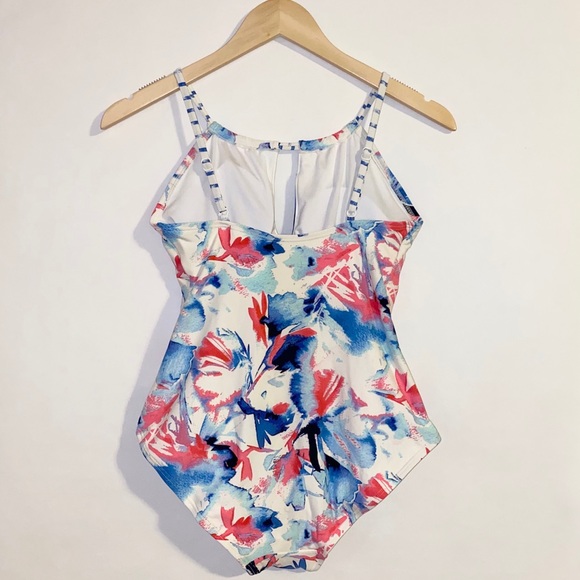 Vince Camuto Santorini Watercolor Swimsuit - Picture 2 of 7